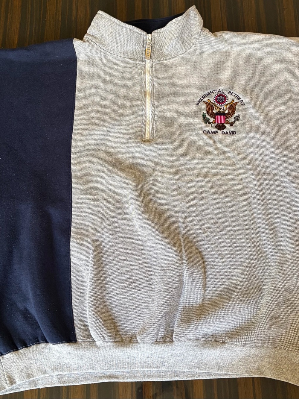 Vintage Men’s BAS Collared Quarter-zip pullover long sleeve Presidential Seal